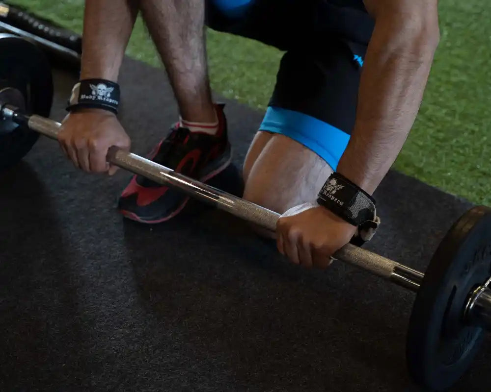 How to Use Lifting Straps